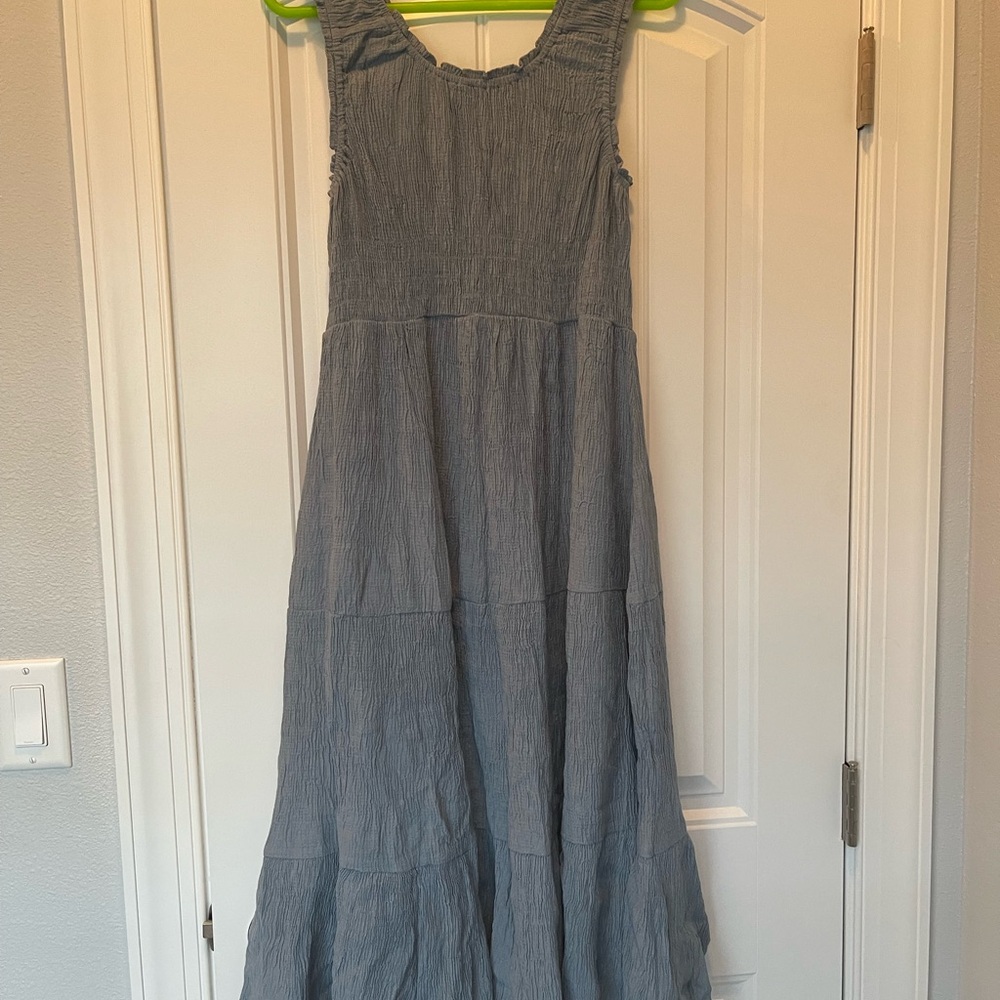 Scooped Ruffle Midi Dress - Picture 2 of 4